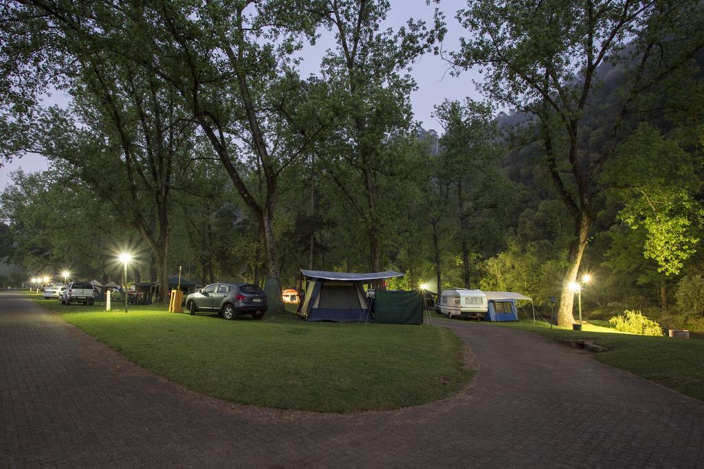 Merry Pebbles Resort Sabie Exteriör bild