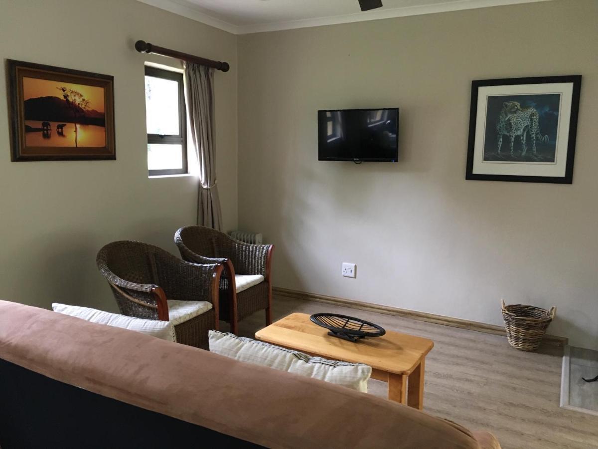 Merry Pebbles Resort Sabie Exteriör bild