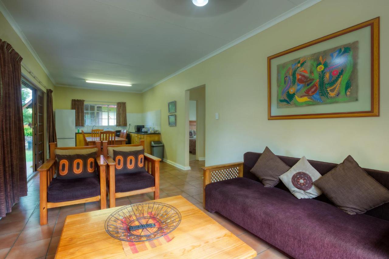 Merry Pebbles Resort Sabie Exteriör bild