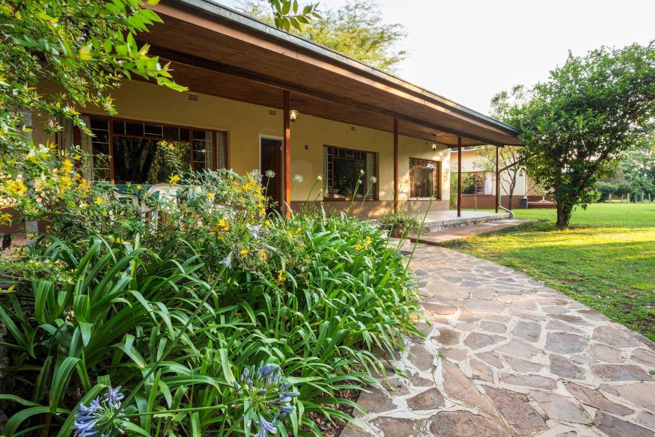 Merry Pebbles Resort Sabie Exteriör bild