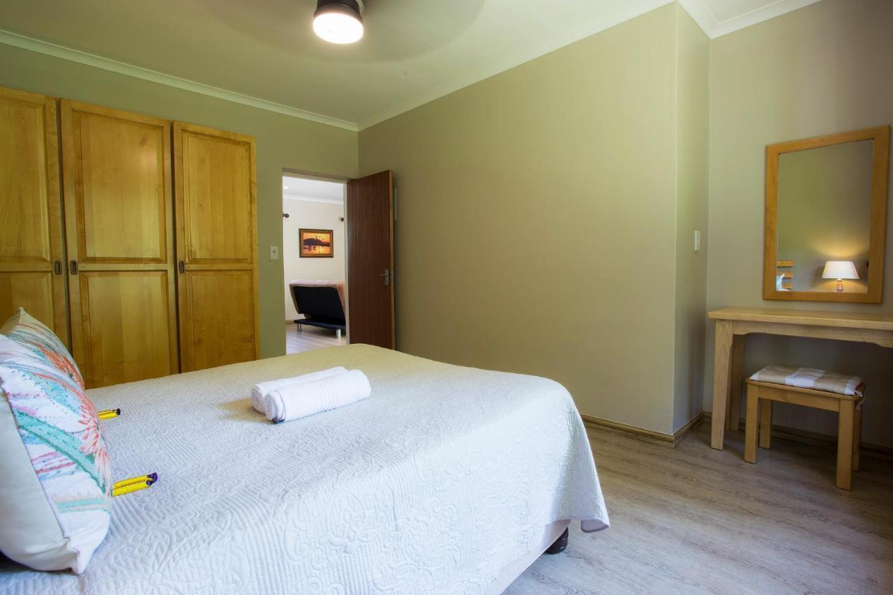 Merry Pebbles Resort Sabie Exteriör bild